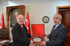 VALİ CAN’IN TOKAT HEDEFİ TOKAT VALİSİ CEVDET CAN: “SELÇUKLU VE OSMANLI DÖNEMİNDE ALTI BÜYÜK ŞEHİRDEN BİRİ OLAN TOKAT’I GEÇMİŞİNDEN GELECEĞE TAŞIMA HEDEFİNDEYİZ”